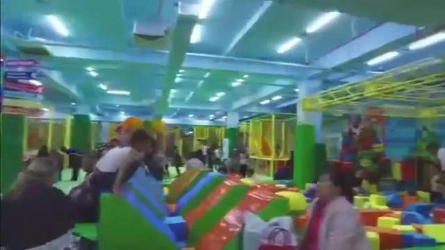 Рекламный ролик торгового центра "Dostyq Mall" смотреть онлайн