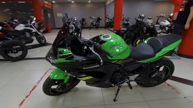 Мотоцикл KAWASAKI ER-6F NINJA650F Арт. K01455 Мотосалон Мегамото смотреть онлайн