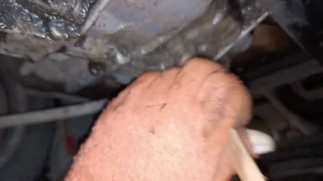 Как отмыть двигатель от масла и грязи. смотреть онлайн