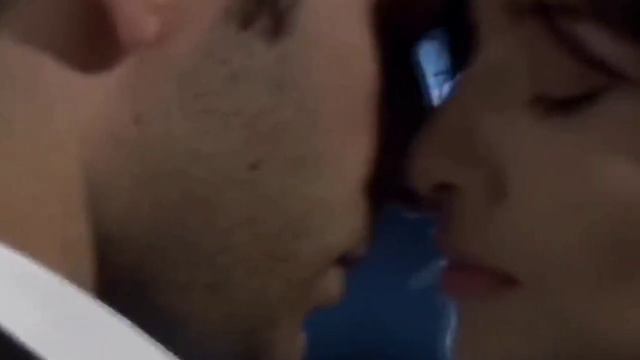 БЫТЬ ЕДИНСТВЕННОЙ.Стихи,видео, Людмила Бабкина; музыка Александр Голуб; вокал Надежда Ильченко. смотреть онлайн