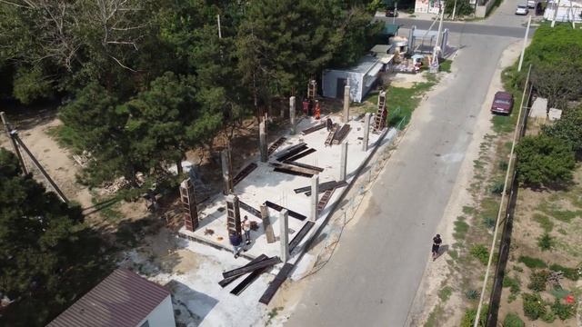 Поселок Ильич. Колонны первого этажа. Демонтаж опалубки смотреть онлайн