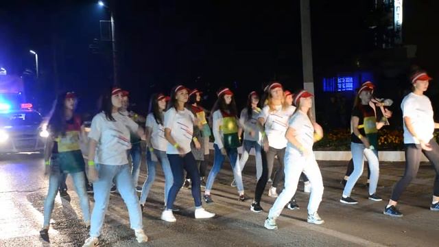 Флешмоб "Засветись" на центральной улице Агрызе смотреть онлайн