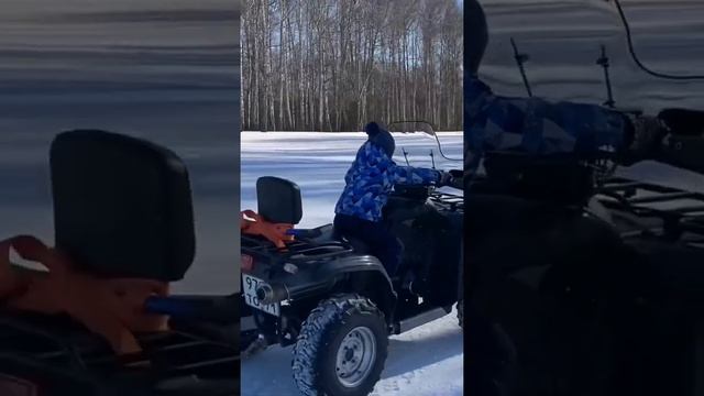Уже скоро ! Подготовка лыжной трассы . смотреть онлайн