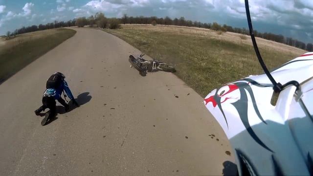 Неудачное вилли на питбайке/ Wheelie Fail смотреть онлайн