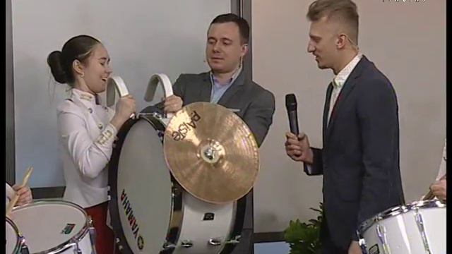 Ансамбль барабанщиц смотреть онлайн