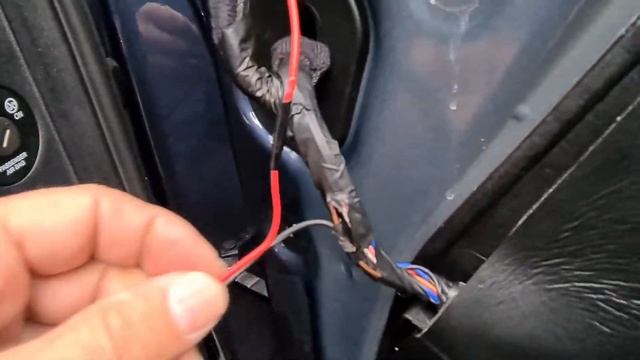 Подключение плафона освещение дверного пространства на Kia Sportage 4 смотреть онлайн