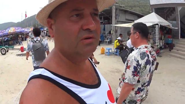 ПРИКЛЮЧЕНИЯ НА ОСТРОВЕ КО ЛАН ПАТТАЯ ТАИЛАНД ПЛЯЖ С РУЧНЫМИ МАКАКАМИ КОРМИТЬ НЕ БЕЗОПАСНО смотреть онлайн