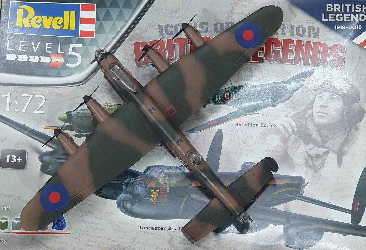 Полная сборка и покраска модели самолета Avro Lancaster Mk.III 1/72 REVELL