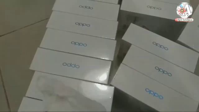 CARA PACKING HANDPHONE SEPERTI BARU || (WRAPPING BOX) SANGAT MUDAH смотреть онлайн