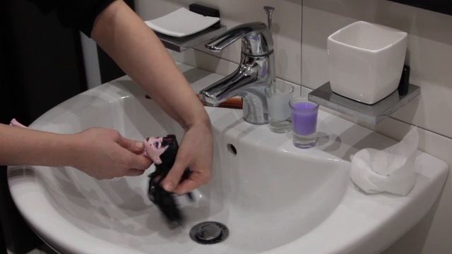 Видеоинструкция: как помыть волосы кукле Monster High смотреть онлайн