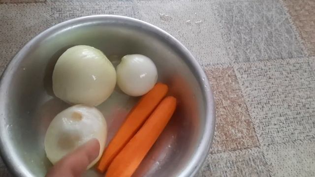 Что приготовить из утки? // Два блюда из одной утки// Тушёная утка смотреть онлайн