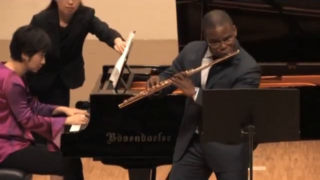 Prokofiev Flute Sonata, 1st mvt - Demarre McGill смотреть онлайн