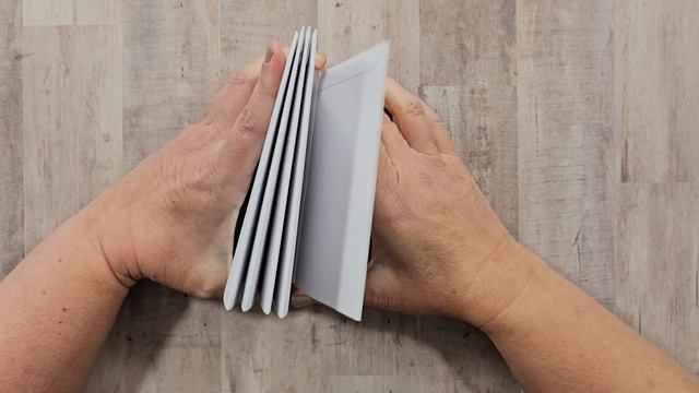 Easy to Make Large Pocket Accordion Fold Mini Album Scrapbook Tutorial смотреть онлайн