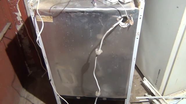 РАЗБИРАЮ холодильник АЙСБЕРГ на металл смотреть онлайн