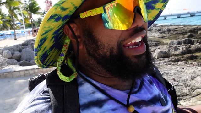 WHY This Will Be The Last Time We Visit CocoCay... смотреть онлайн