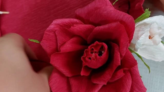 SOKOLADLI GÜL BUKETI OZÜN DÜZƏLD DIY HƏDIYYƏ СЛАТКЙ БУКЕТ БУКЕТ ИЗ КОНФЕТ РОФАЕЛЛА КИТКАТ смотреть онлайн