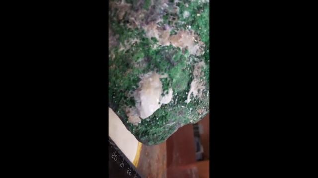 Минералы уваровит 11 смотреть онлайн