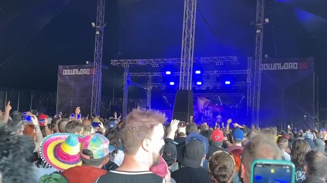 DOWNLOAD FESTIVAL 2023 VLOG || Day One: Thursday 8th June || Metallica, Alter Bridge, Halestorm смотреть онлайн