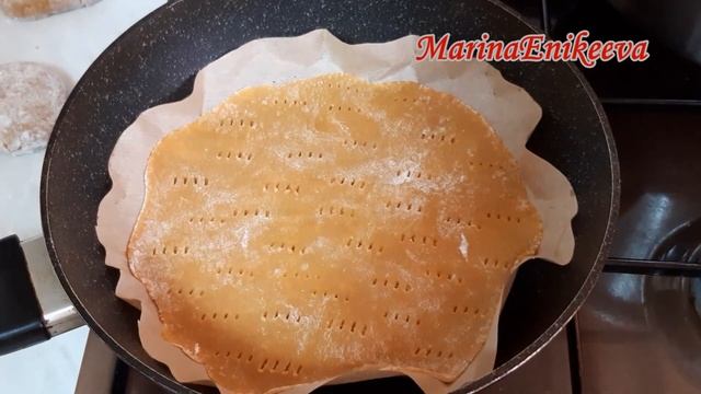 Торт МЕДОВИК / ОДИН СЕКРЕТ ПРЕВРАЩАЕТ ОБЫЧНЫЙ Торт в ШЕДЕВР! / ОСВЕЖАЮЩИЙ ТОРТ в ЖАРУ! смотреть онлайн