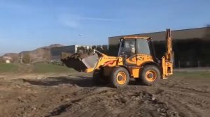 Экскаватор-погрузчик VENIERI VF 10.23C - работа фронтальным ковшом