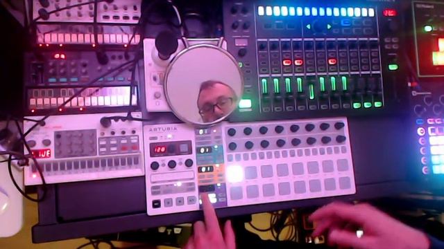 arturia beatstep pro обзор функций - длинные композиции, step sequencer - инструкция на русском смотреть онлайн