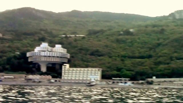 15. Крым. Ялта. Вечерняя прогулка на катере от Ласточкиного гнезда до Ялты.  Май, 2016 год.