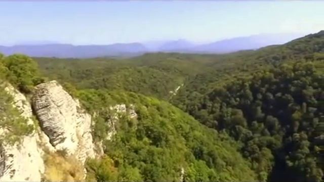 Прогулка по р.Агура к Орлиным Скалам.mp4 смотреть онлайн
