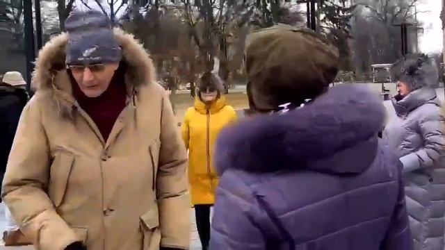 МАРТ2023!ТАНЦЫ!ХАРЬКОВ СЕГОДНЯ!!! ЧЕРЕМУХИ ДУШИСТОЙ АРОМАТ НЕЖНЫЙ НЕЖНЫЙ!!!! смотреть онлайн