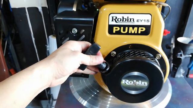 (ĐÃ HẾT) _Động cơ máy nổ đa nhiên liệu Robin EY15 Pump, chưa xăng dầu. Liên hệ Duy 0946377778.