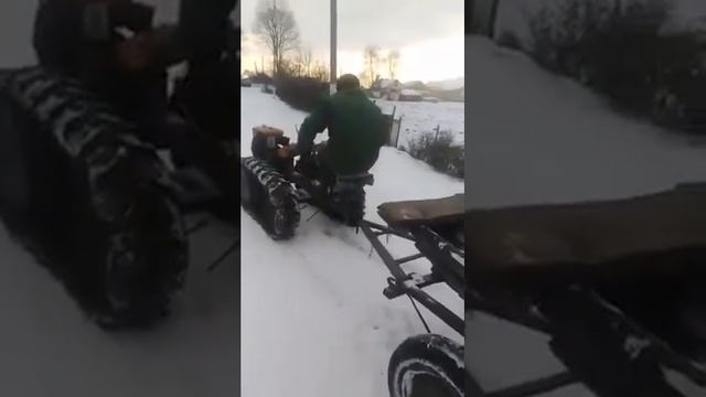 Мотоблок на гусеницях. З грузом частина 2 буксує смотреть онлайн