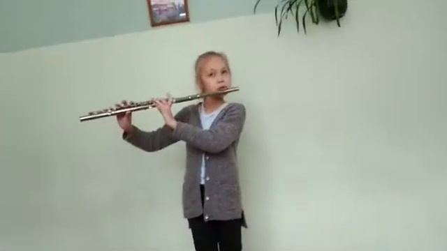 Сонька круто играет на флейте👍👍👍 смотреть онлайн