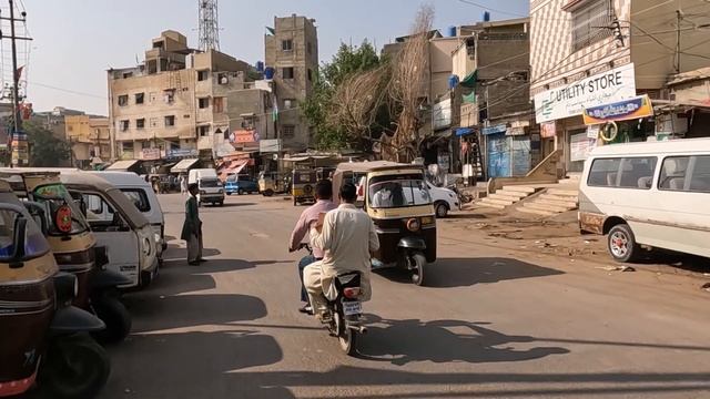 Walking in Karachi (Pakistan) смотреть онлайн