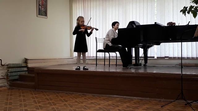 Сарабанда и жига Корелли. Данкля вариации на тему Пачини. Зинченко Александра 7 лет.