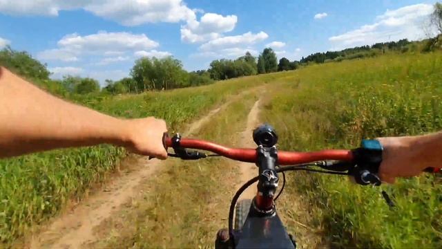 Поездка по пескам, полям и лесам / Электровелосипед на пространственной раме смотреть онлайн