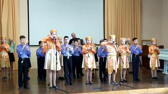 Бэрмэнчек Ансамбль народных инструментов Чишмэ ДМШ №13 смотреть онлайн
