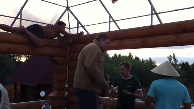 Сел на Ниву-Россельмаш смотреть онлайн
