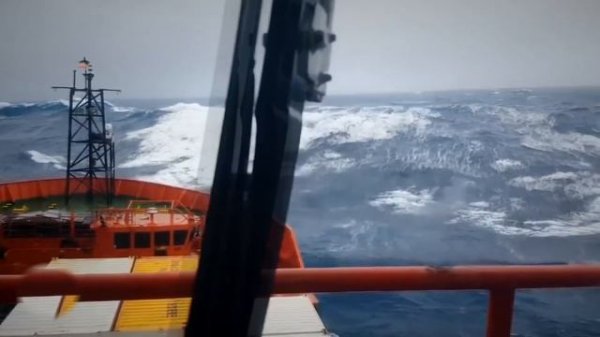 Как образуется шторм? How is a storm formed?