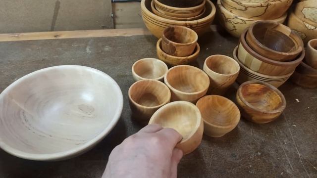 Тортовница из отборной берёзы, под белым маслом. смотреть онлайн