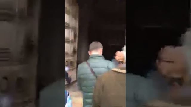 Вход в Храм Гроба Господня в Иерусалиме смотреть онлайн