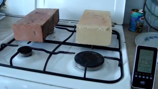 Какой кирпич для топки лучше? тест шамотного и красного кирпича проверка на нагрев и теплоёмкость смотреть онлайн