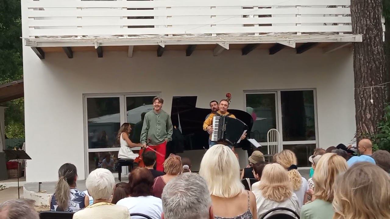 Страдиваленки (1) смотреть онлайн