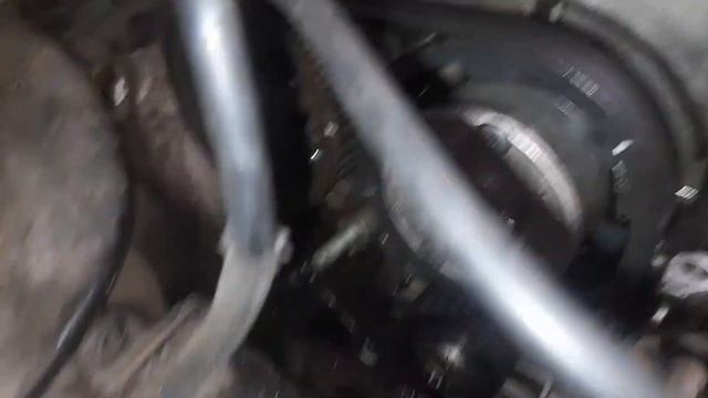 Renault Fluence 1.6 16 valvulas k4m pérdida de aceite смотреть онлайн