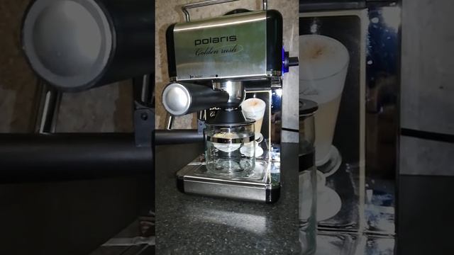 Кофеварка Polaris Golden Rush PCM 4006A смотреть онлайн