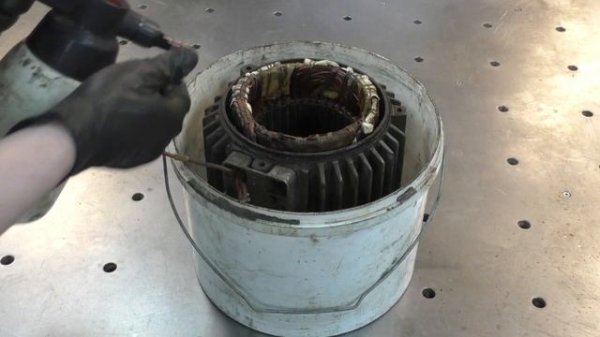 Восстановление старого электродвигателя из СССР. Old electric motor restoration. From the USSR.