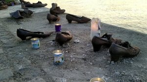 Необычный памятник на берегу Дуная, Будапешт / In memory of Holocaust