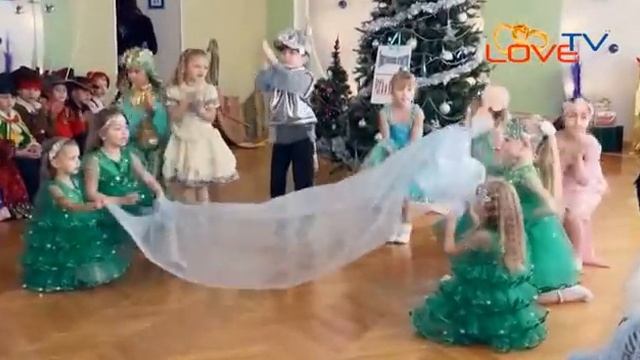 Новогодний утренник в д/с №70 смотреть онлайн