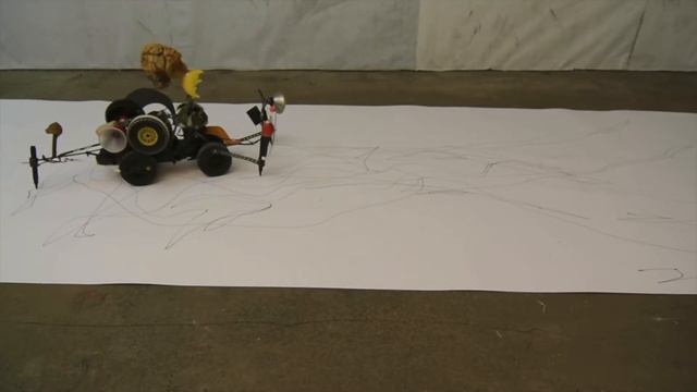 Erste große Malmaschine für die pädagogische Abteilung des Museum Kunstpalast in Düsseldorf смотреть онлайн