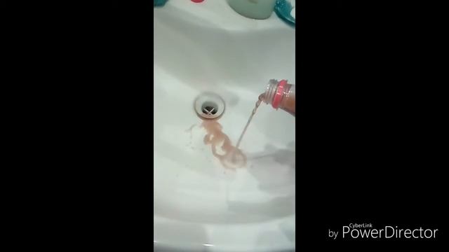 Вылил колу ( это грустно ) смотреть онлайн