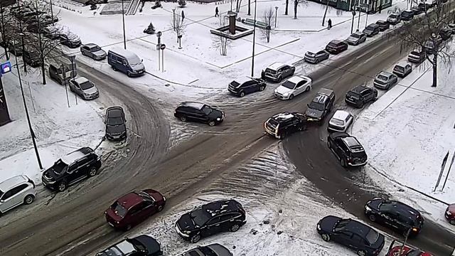 Избежать столкновения не удалось смотреть онлайн