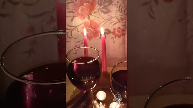 Зажигая свечи в День посиделок при свечах, помните о правилах пожарной безопасности смотреть онлайн